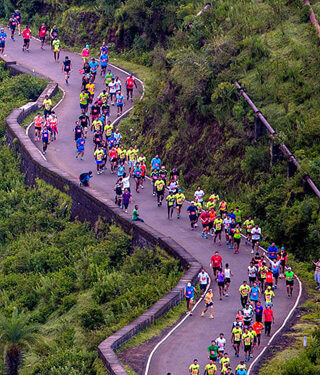 सातारा मॅरेथॉन स्पर्धेत माण तालुक्यासह मुंबईची बाजी