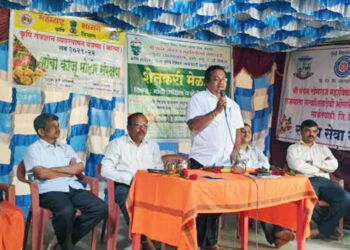 कोकणातील युवकांनी शेतीपूरक व्यवसायांना प्राधान्य द्यावे