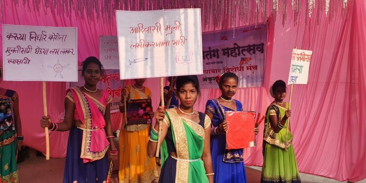 ‘ती लढली म्हणून आम्ही घडलो’