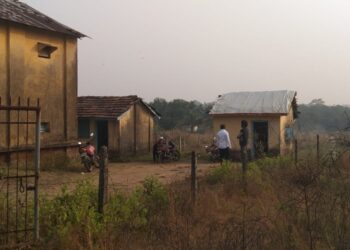 कळंब येथील गोदाम भाताने फुल्ल