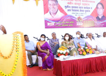 खारेपाटात इंग्रजी माध्यमाच्या शाळा सुरू करणार