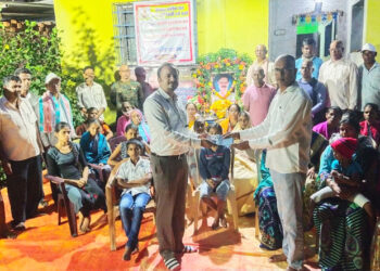 ‘मरावे परी नेत्ररुपी उरावे’ चरी तरुणांचा मरणोत्तर नेत्रदानाचा संकल्प