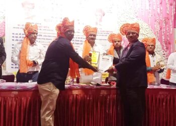 प्रकाश गायकवाड यांना राष्ट्रीय कृतज्ञता पुरस्कार