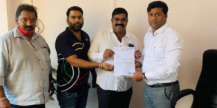 कामोठे वसाहतीत औषण फवारणी करावी