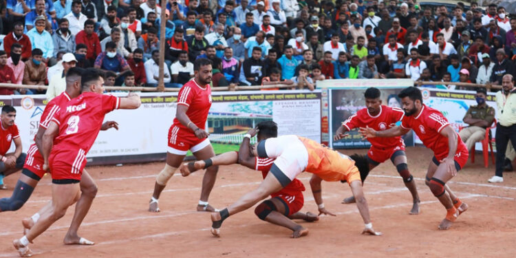 भाऊसाहेब भिलारे चषक कबड्डी स्पर्धेत महिंद्रा संघाचा पराभव