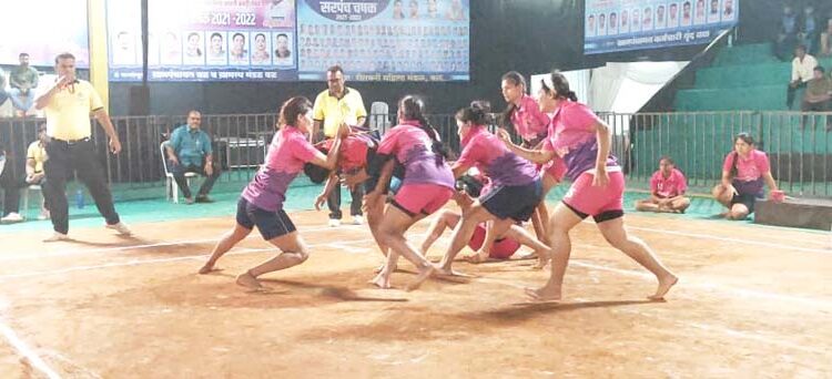 ठाणे निवड चाचणी कबड्डी स्पर्धेत महिला गटांनी गाठली उपांत्य फेरी