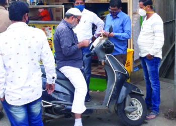 विनामास्क फिरणार्‍यावर कर्जत नगरपरिषदेची दंडात्मक कारवाई