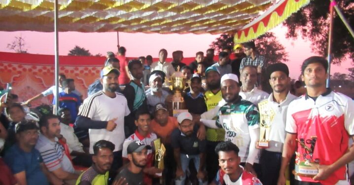 लोणशी मोहल्ला स्पर्धेत तळ्याचा एमसीसी मेठ मोहल्ला विजयी