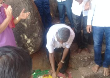 आ.जयंत पाटील यांच्या हस्ते मोरे गावदेवी मंदिराचा जीर्णोद्धार