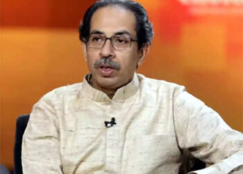 सुप्रीम कोर्टाचा ठाकरे सरकारला दणका; भाजपाच्या १२ आमदारांचं निलंबन केलं रद्द