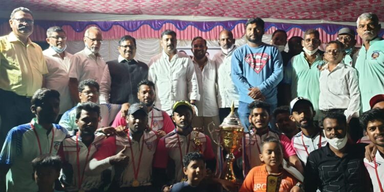 श्री शिवसाई क्रीडा मंडळ मापगांव आयोजित क्रिकेट स्पर्धेत शिवसाई मापगांव विजयी