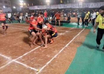 ठाणे जिल्हा निवड चाचणी कबड्डी स्पर्धेत ओम कबड्डी, ग्रिफिन जिम संघाची आगेकूच