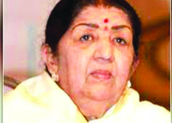 लतादीदींची प्रकृती अत्यावस्थ