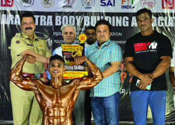 शरीरसौष्ठव स्पर्धेला प्रीतम म्हात्रेंची भेट