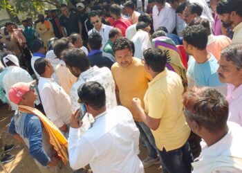 फूटपाथधारकांची पर्यायी व्यवस्था; शेकापच्या आंदोलनाला यश