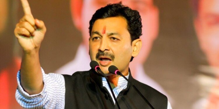 संभाजीराजे भोसलेंचे  आमरण उपोषण सुरू