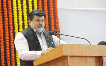 पहिले मराठी भाषा विद्यापीठ महाराष्ट्रात