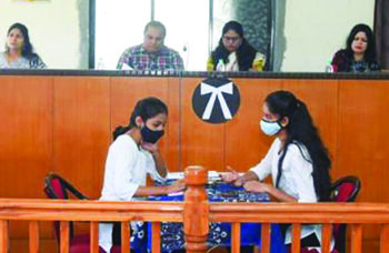 अभिरूप न्यायालय स्पर्धा