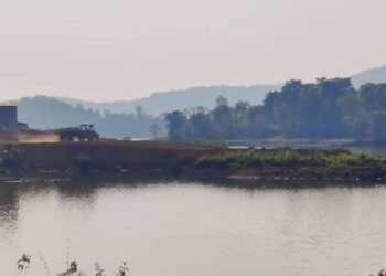 ढोकशेत धरण क्षेत्रात अनधिकृत उत्खनन