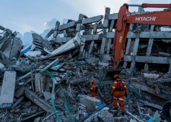 इंडोनेशियाला तीव्र भूकंपाचा धक्का