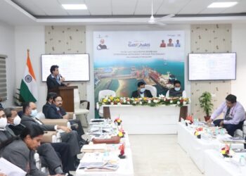 जेएनपीटीतील उपक्रमांचा केंद्रीय मंत्र्यांकडून आढावा