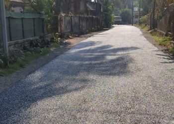 आक्षीतील रस्ते झाले चकाचक