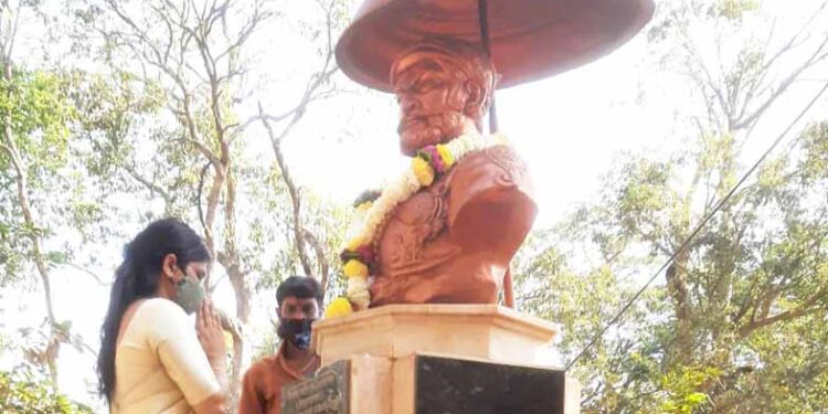 माथेरान नगरपरिषदेकडून छ.शिवाजी महाराजांना अभिवादन
