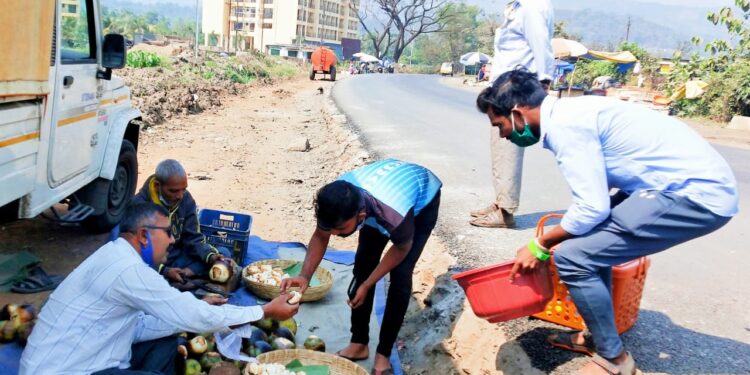 ताडगोळ्यांचा गोडवा महागला