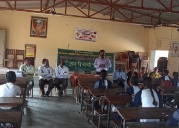 नांदगाव विद्यालयात जल पे चर्चा