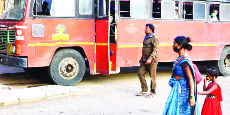 लालपरीच्या उत्पन्नात 30 टक्क्यांनी वाढ