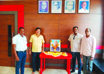 अ‍ॅड. दत्ता पाटील यांना जयंतीनिमित्त आदरांजली