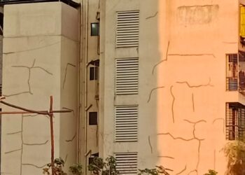 द्रोणागिरी नोडमधील इमारतींची दुरवस्था