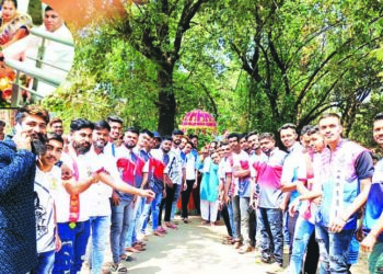 पेण पाटणेश्‍वर मंदिरात भाविकांची गर्दी