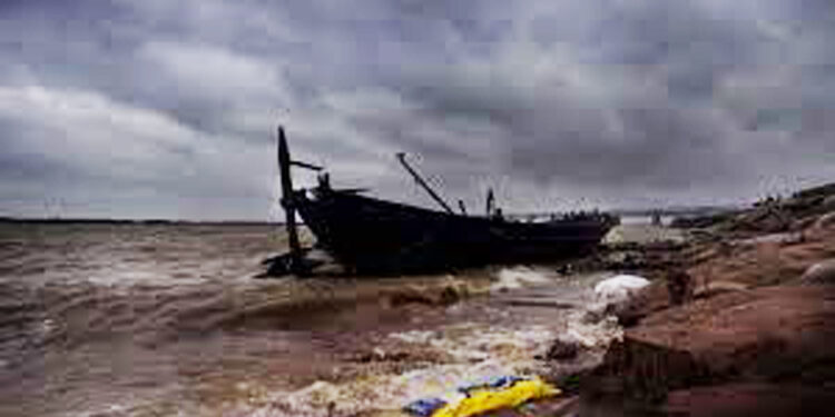 रत्नागिरीत चक्रीवादळाचा धोका टळला ; प्रशासनाकडून महत्त्वाचे स्पष्टीकरण