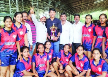 कबड्डी स्पर्धेत न्यू हिंद विजय क्रिडा मंडळ उपविजेता