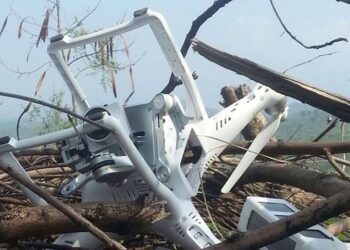 जवानांनी पाकचे ड्रोन पाडले