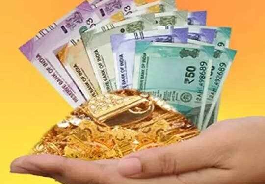 बनावट दागिने गहाण ठेऊन पतसंस्थेची फसवणूक