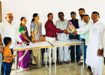 कार्यकारी संस्थेच्या अध्यक्षपदी शेकापचे अनंत वाघ