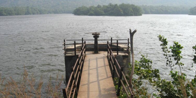 झांझरोळी धरणाची तात्काळ दुरुस्ती करा; आ. जयंत पाटील यांची मागणी