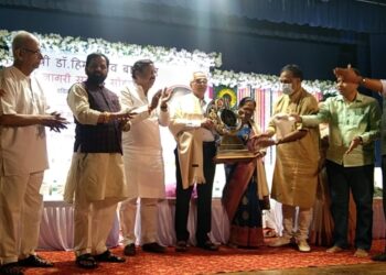 संशोधन कार्यात महाडकरांची साथ मोलाची