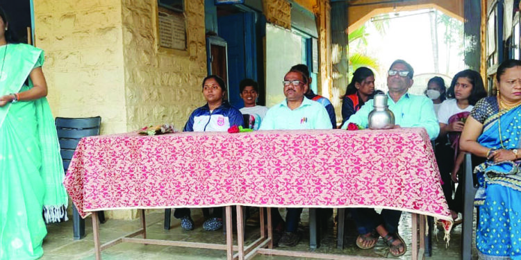 नागाव हायस्कुलमध्ये महिला दिन साजरा