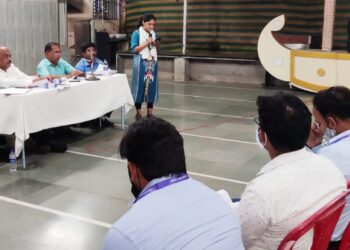 थकीत वीज बिलाच्या वसुलीकडे लक्ष द्या