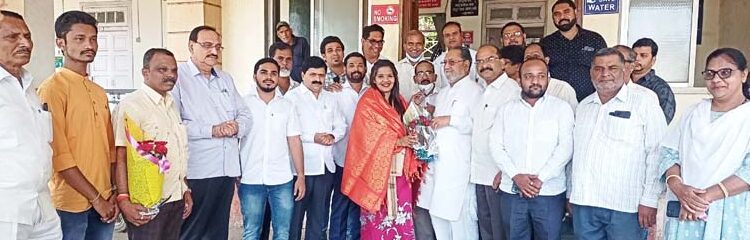 चिपळूणमध्ये युवक काँग्रेस पदाधिकार्‍यांचा सत्कार