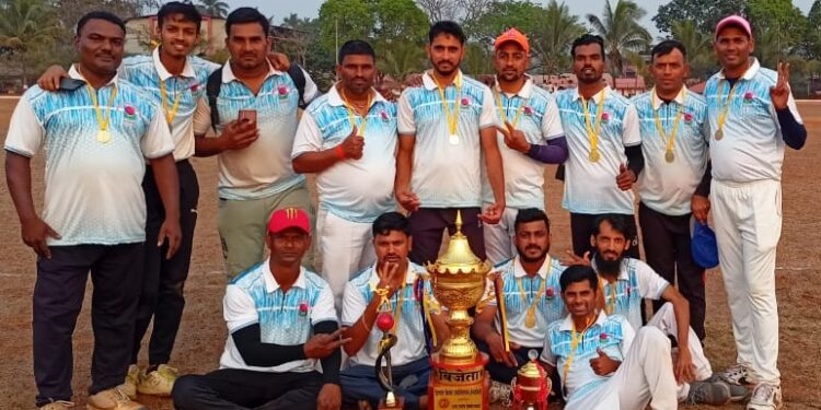 अपंगांच्या क्रिकेट सामन्यात रायगड विजेता