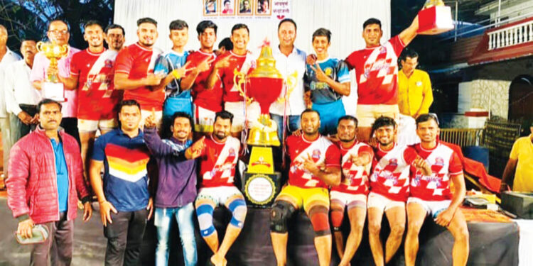 जिल्हास्तरीय कबड्डी स्पर्धेमध्ये श्री गणेश दिवलांग संघ विजेता