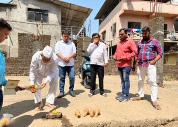 पडघे गावात विकासकामांचे उद्घाटन