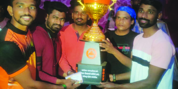 खांडसई येथील अंडरआर्म स्पर्धेत सुहास इलेव्हन खवली विजयाचा मानकरी