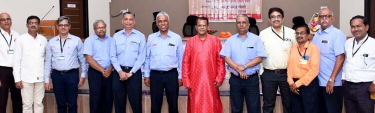 अमराठी भाषिकांना मराठी बोलण्याची सवय लावा