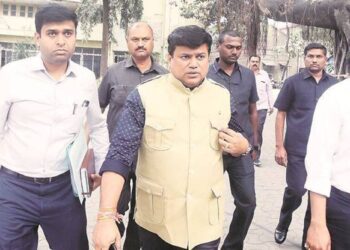 मग मुख्यमंत्र्यांवरही कोणी बोलू नये – उदय सामंत