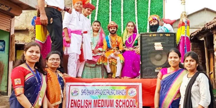 पोलादपूरात शिवजयंतीनिमित्त भव्य मिरवणुक